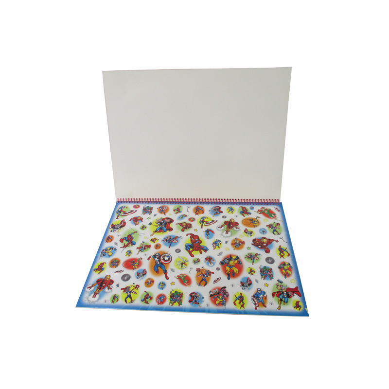 W jaki sposób szkicownik zwiększa kreatywność artystyczną?